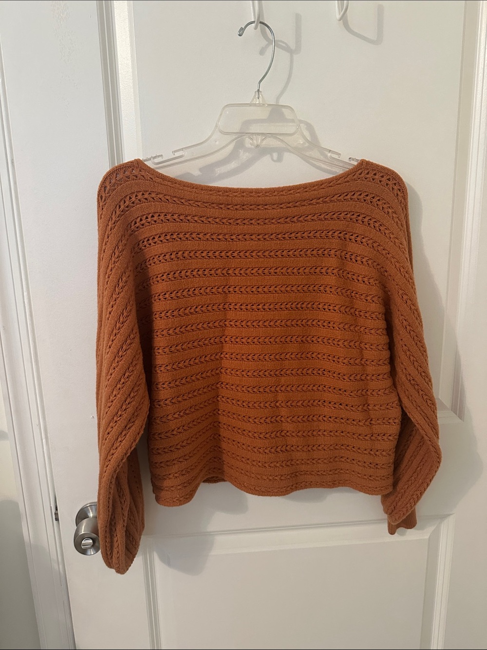 LA MIEL wide Shoulder Open-Knit Sweater in Rust